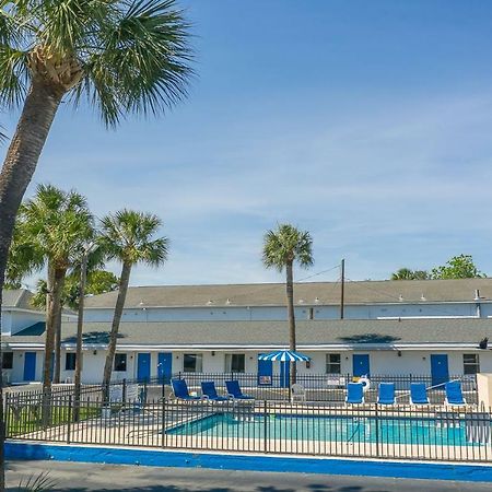 تيبي أيلاند Royal Palms Motel المظهر الخارجي الصورة