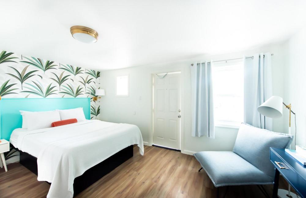 تيبي أيلاند Royal Palms Motel المظهر الخارجي الصورة