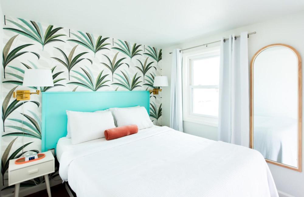تيبي أيلاند Royal Palms Motel المظهر الخارجي الصورة