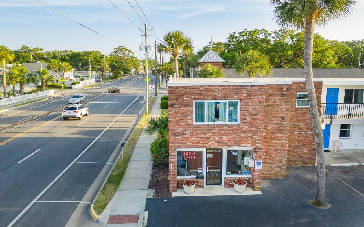 تيبي أيلاند Royal Palms Motel المظهر الخارجي الصورة